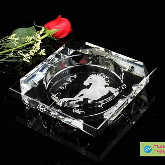 水晶煙灰缸